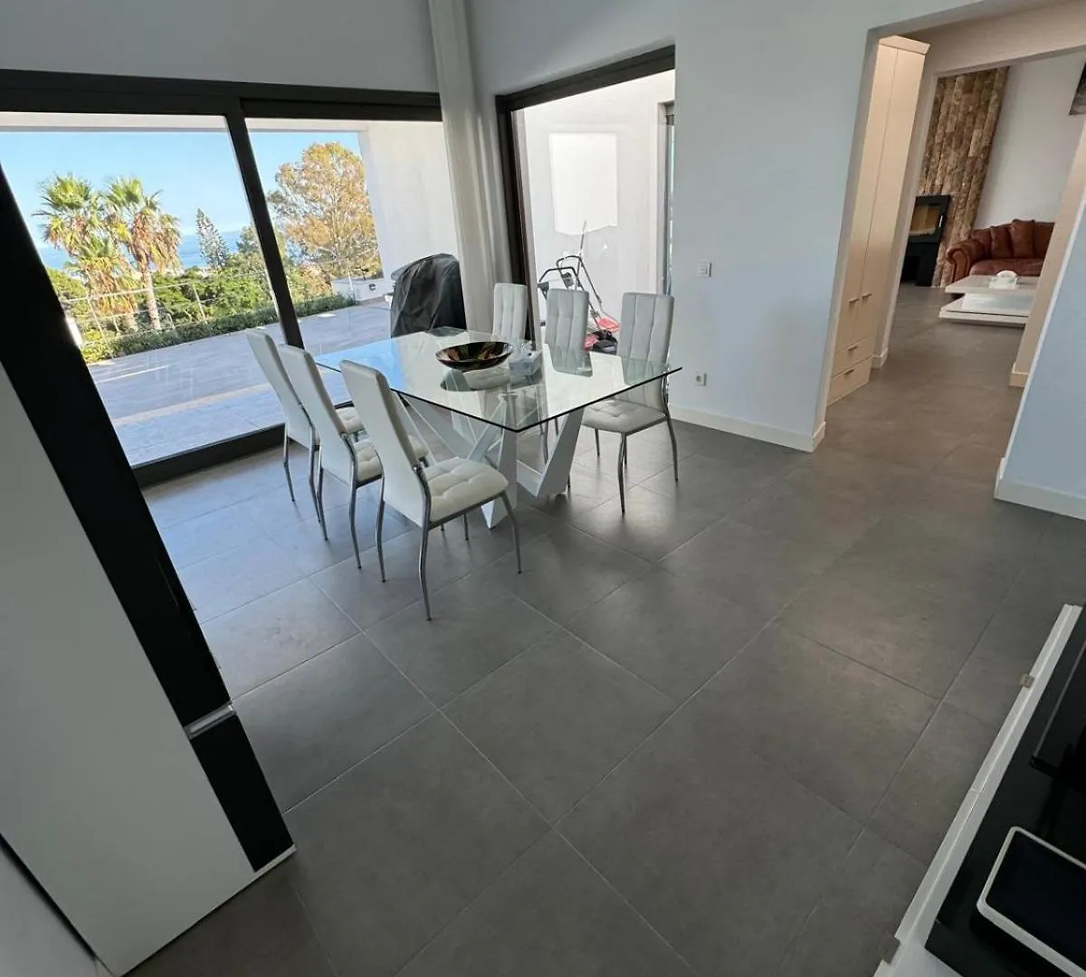 Villa Avenida De Hacienda Benalmadena