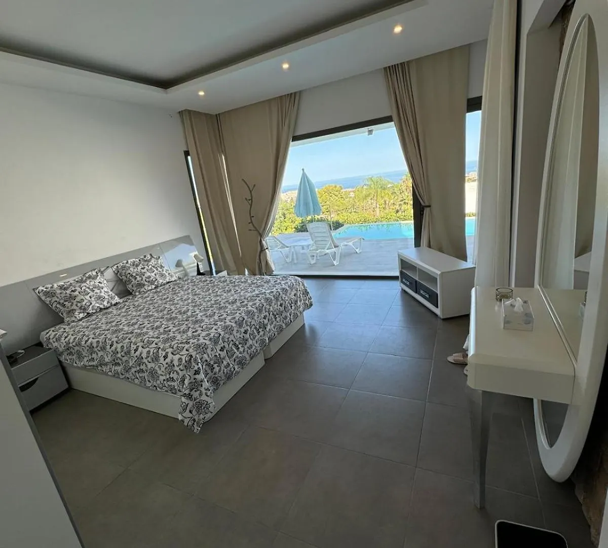 Villa Avenida De Hacienda Benalmadena